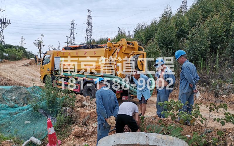 239华侨路穿线管清洗