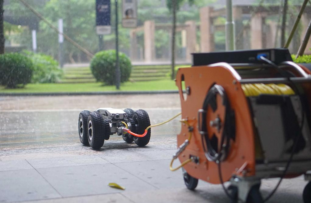 华侨路管道检测机器人